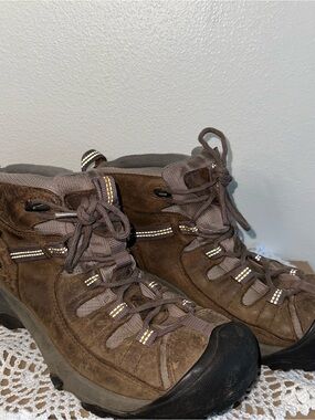 Keen Brown Women's Waterproof Hiking Boots